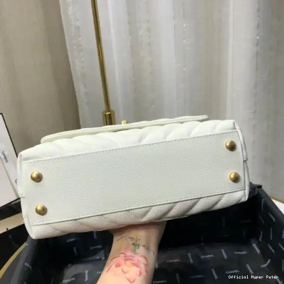 HyperPeter COCO CHANEL HANDLE 0528